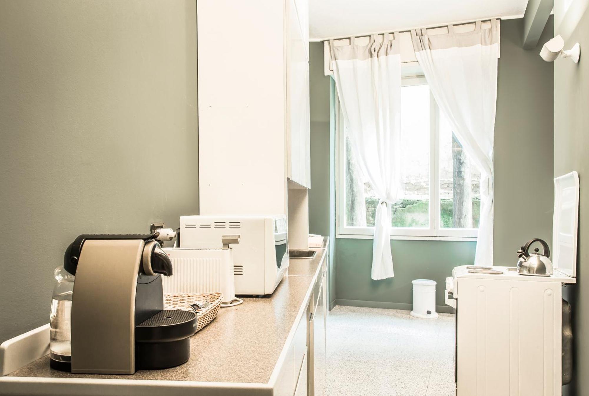 Margreth Apartment Милано Екстериор снимка